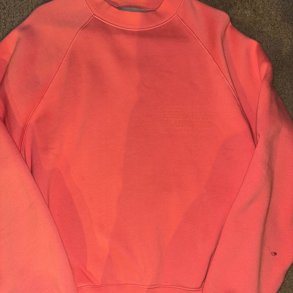 Essentials sweatshirt - Picture 2 of 4